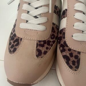 Dolce Vita leopard print sneakers